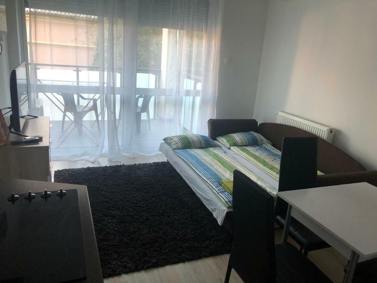 Апартаменты Belle Casa 24 Дебрецен Экстерьер фото